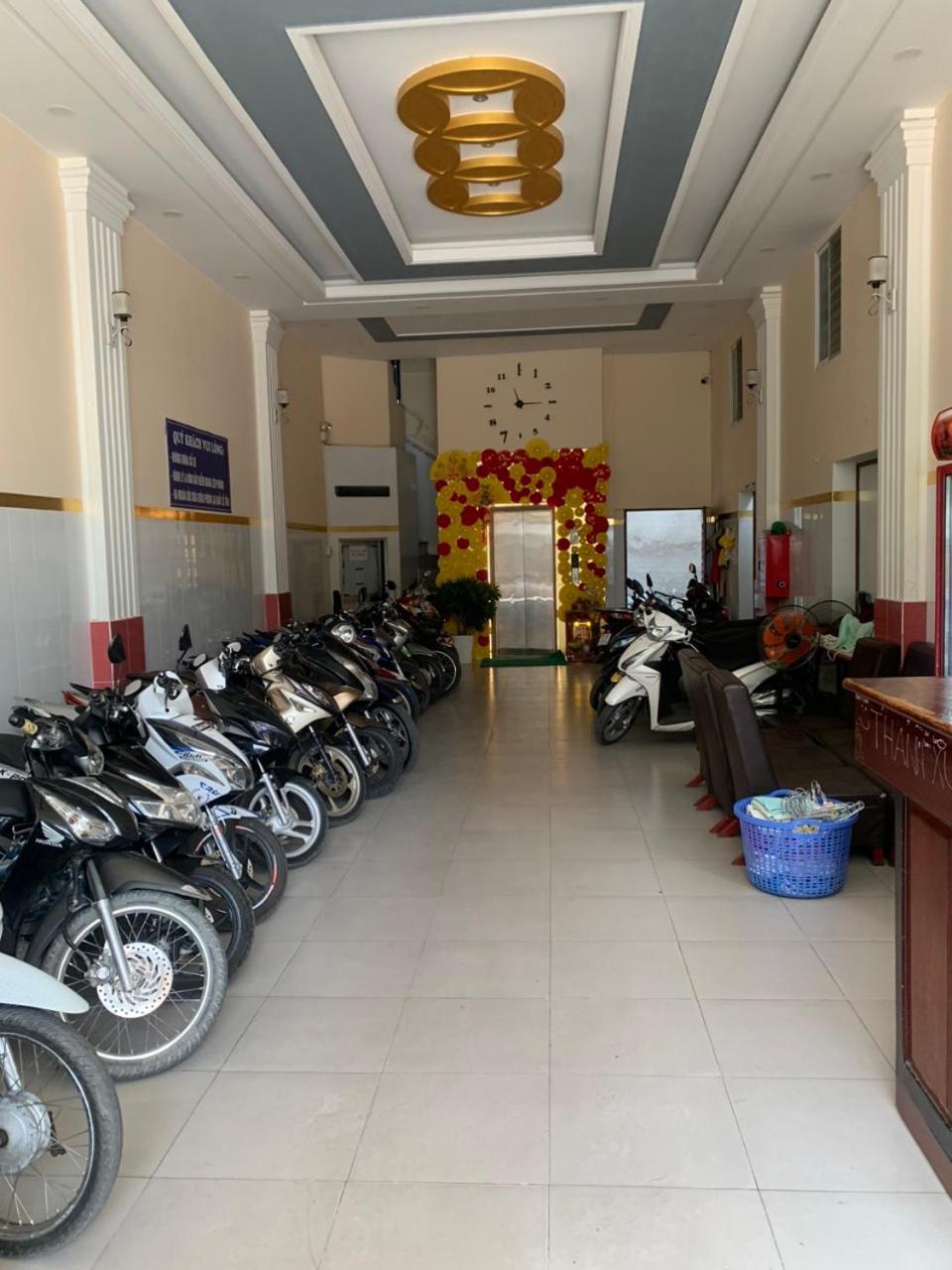 Nha Nghi Thanh Xuan- Co Cho Thue Xe May Va Xuat Hoa Don Ap Dong An 外观 照片